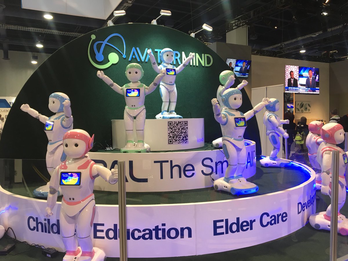 tictcluster's tweet photo. Robotik, akıllı ev sistemleri, akıllı ulaşım, giyilebilir teknoloji, sanal gerçeklik ve çok daha fazla alanda son teknoloji ürünlerin sergilendiği #CES2018 ve firmalarımızın görüşmeleri son hızıyla devam ediyor. @ODTUTeknokent @CES https://t.co/m8cVlVqHtx