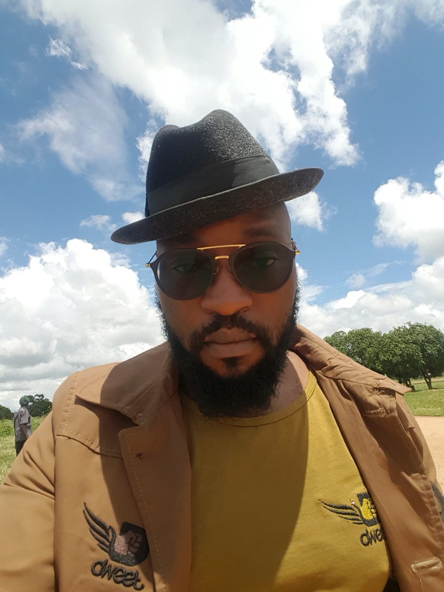 tbwoytbizzy's tweet photo. #overdweet https://t.co/olUuPJRVuH