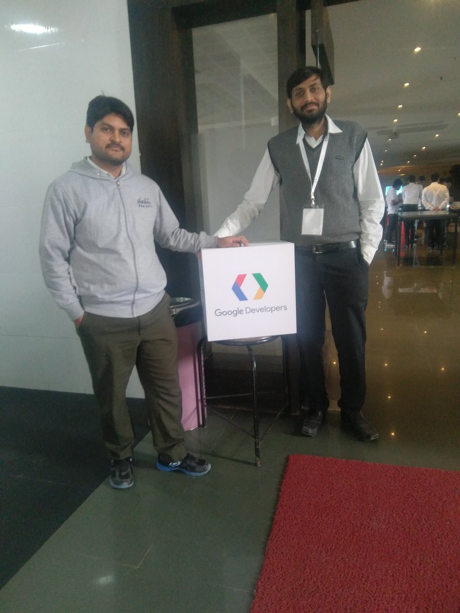 SumitPMakwana's tweet photo. #mobiledeveloperfest #mefgi #mu #googledev https://t.co/Q3hlkx3ku8