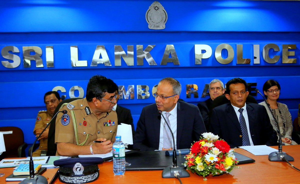 SagalaRatnayaka's tweet photo. Pilot project will be launched in February to send spot fine sheets to personal addresses of traffic rule violators

#lka #sagalaRatnayaka https://t.co/8Li3blbbbj