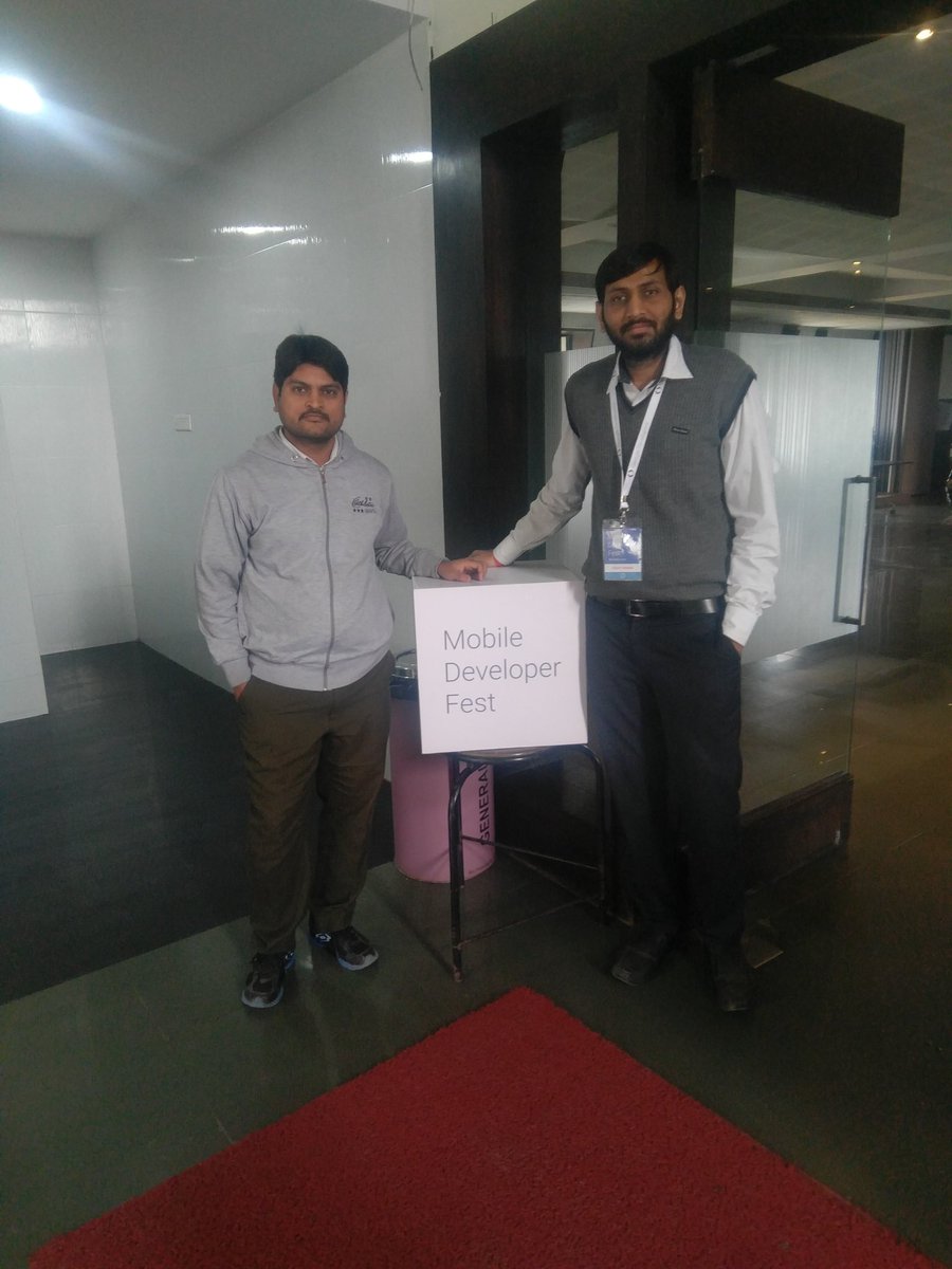 SumitPMakwana's tweet photo. #mobiledeveloperfest #mefgi #mu #googledev https://t.co/tiJtOalnWY