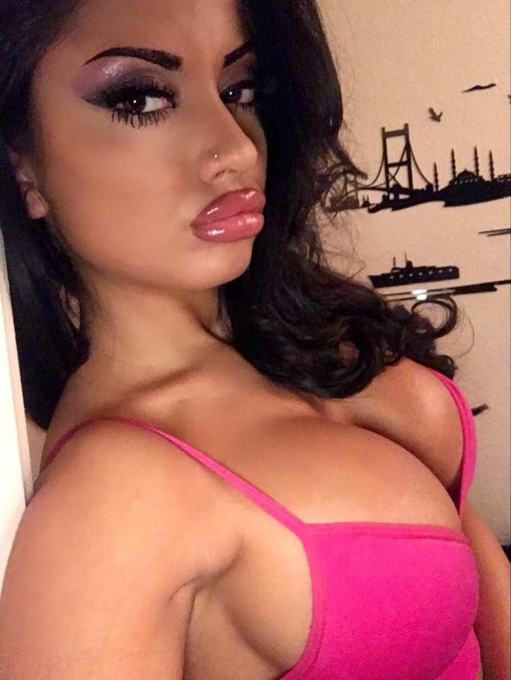 TopVIPGirls2's tweet photo. Like mi page for more HOT and SEXY videos 😘😍🎉
#sexy #sexygirls #twerk #hotbabes #sexytwerk #striptease #eu #brexit #trump #eu #hot #sexyboobs #bluewale #rusia #romania #italia #spain #france #hotass https://t.co/GeAd1MKKvU