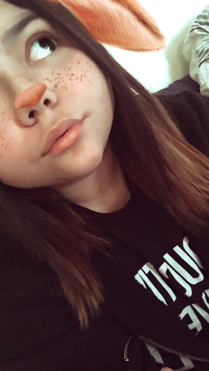 lit6lynn's tweet photo. Don’t even know what my face is 🤷🏻♀️
But y’all should head over to https://t.co/X33iNGaeZx & use my #discountcode ALFlow for a lil discount off your t-shirt order! You been working hard so reward yourself with an #OCFlow t-shirt 😉
#gowiththeflow #youdeserveit https://t.co/b5Ru3DdkAg