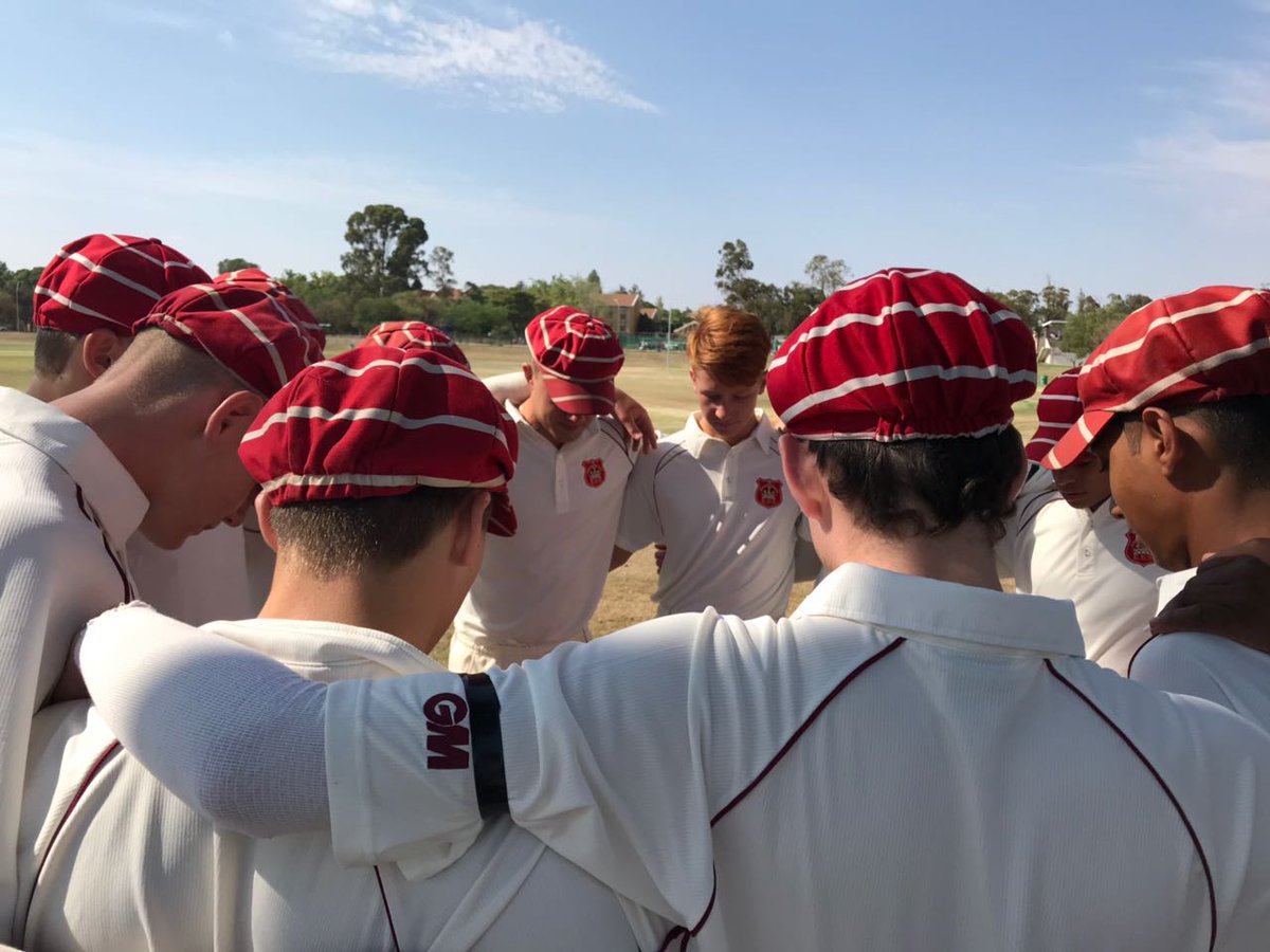 KingEdVIISchool's tweet photo. #RedRespect @KingEdVIISchool 1st XI wear black bands today in respect & remembrance of our #redbother Jared Erasmus who sadly passed away this week #RIPJared #sonofthisplace #redforever❤ minute of silence🙏#redfamilystrong https://t.co/V9jha7hg3E