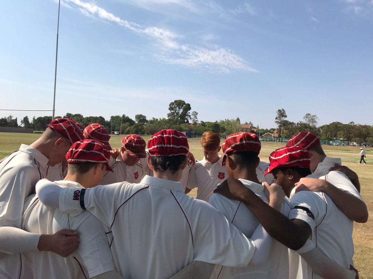 KingEdVIISchool's tweet photo. #RedRespect @KingEdVIISchool 1st XI wear black bands today in respect & remembrance of our #redbother Jared Erasmus who sadly passed away this week #RIPJared #sonofthisplace #redforever❤ minute of silence🙏#redfamilystrong https://t.co/V9jha7hg3E
