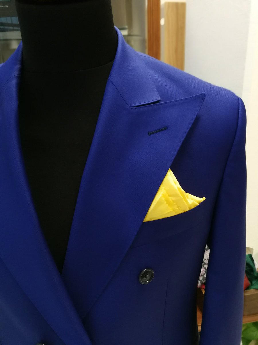 MFG_Florence's tweet photo. #mensfashiongroup #menswear #mensweardaily #menswearblogger #menstyle #italy #menstyleblogger #company #business #mensfashion #job #mensfashionblog #elegant #dapper #dandy #fashion #lifestyle #designer #gentlemen #style #suit #work #elegance #pittiuomo #tocfashionacademytuscany https://t.co/BwbUFObtB3