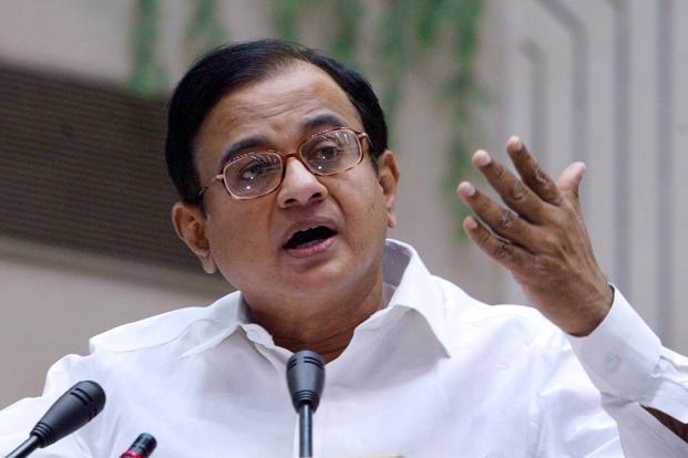 news24tvchannel's tweet photo. चिदंबरम ने आधार कार्ड के लिए नई सुरक्षा पर कसा तंज #chidambaram #securitylevel #aadharcard https://t.co/UD0VlikyhK https://t.co/SNMJVYGfrs