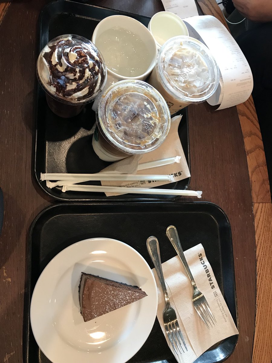 3rdPrinceJ's tweet photo. Cancelled flight again pero possible tonight.π So while waiting Harbor Square and MoA muna with fam.π #StarbucksOneECom #HarborSquare #YellowCab https://t.co/F48b8GL9Rz