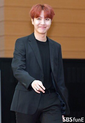 BTSbornfirst's tweet photo. Because everyone deserves to have to remember how to breathe when faced with the gorgeousness that is our sunshine Hobi

Vote @BTS_twt #BTS for #BestBoyBand in #iHeartAwards https://t.co/uLiRoqOdgZ