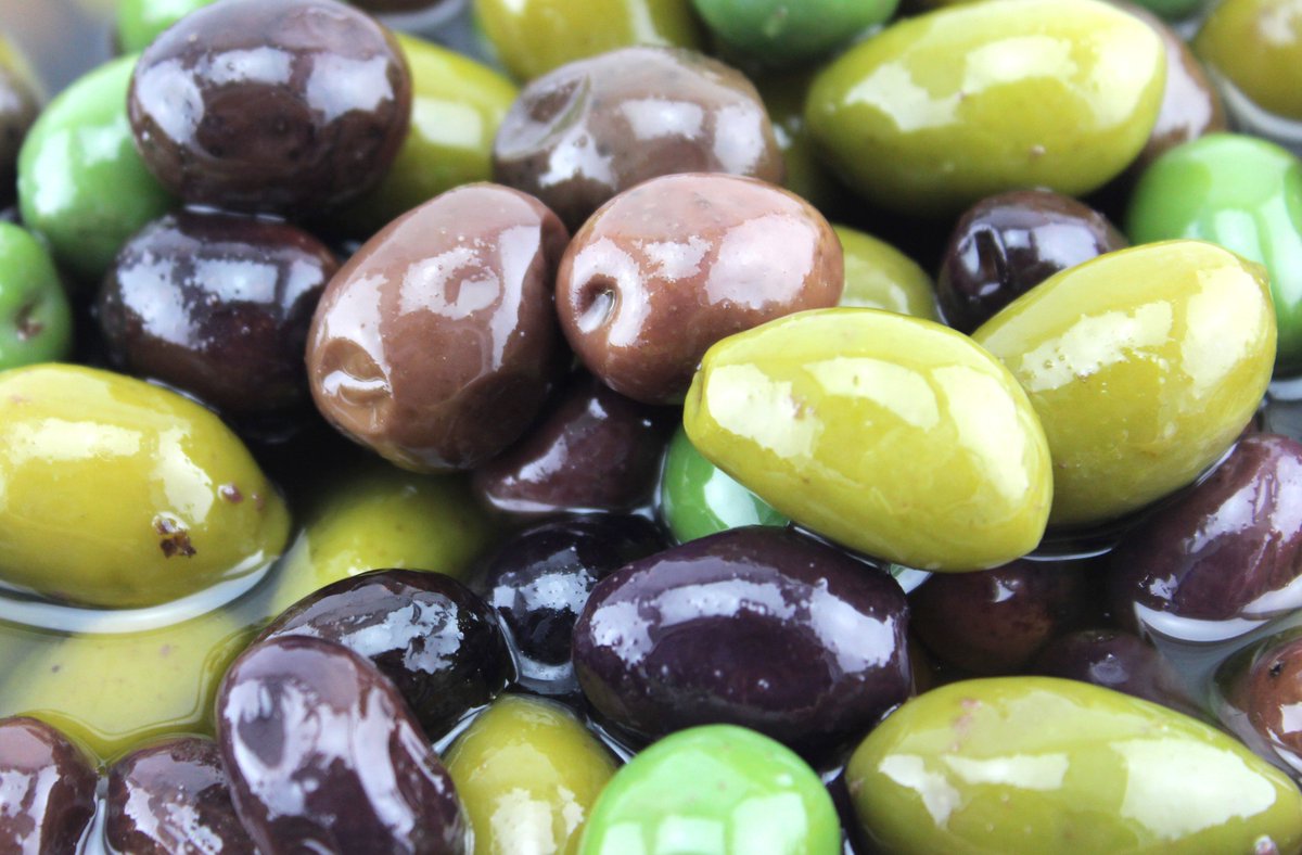 tgom_me's tweet photo. We're back! Join us at Ripe Market Zabeel Park tomorrow from 9am until 4pm. Offering you a wide range of delicious gourmet olives &amp; antipasti carefully picked from the finest Mediterranean olive groves. @ripeme #ripemarket #zabeelpark #outdoormarkets #olives #gourmet #healthyfood https://t.co/13mvGGgVDb