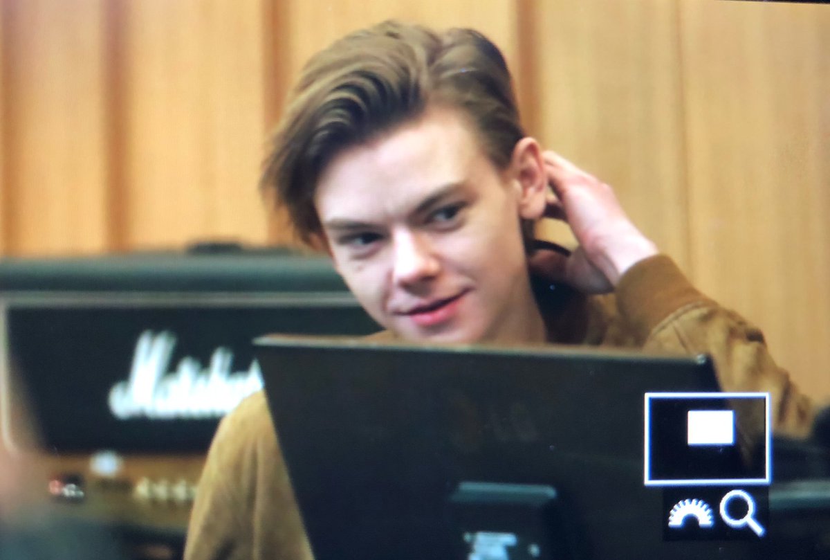 SangsterPH's tweet photo. UPDATE || Thomas at the Cultwo Show 
[via yourheadshot] https://t.co/Djlo7ed5jj