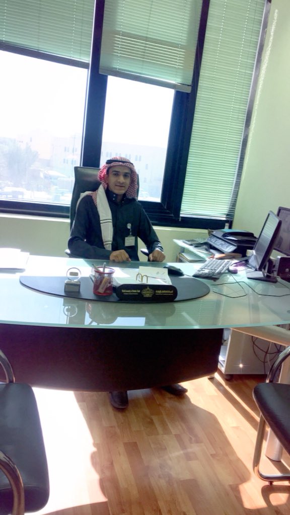 ALRKNII's tweet image. Work time 😂💜 #essfam #gears #GearsofWar4