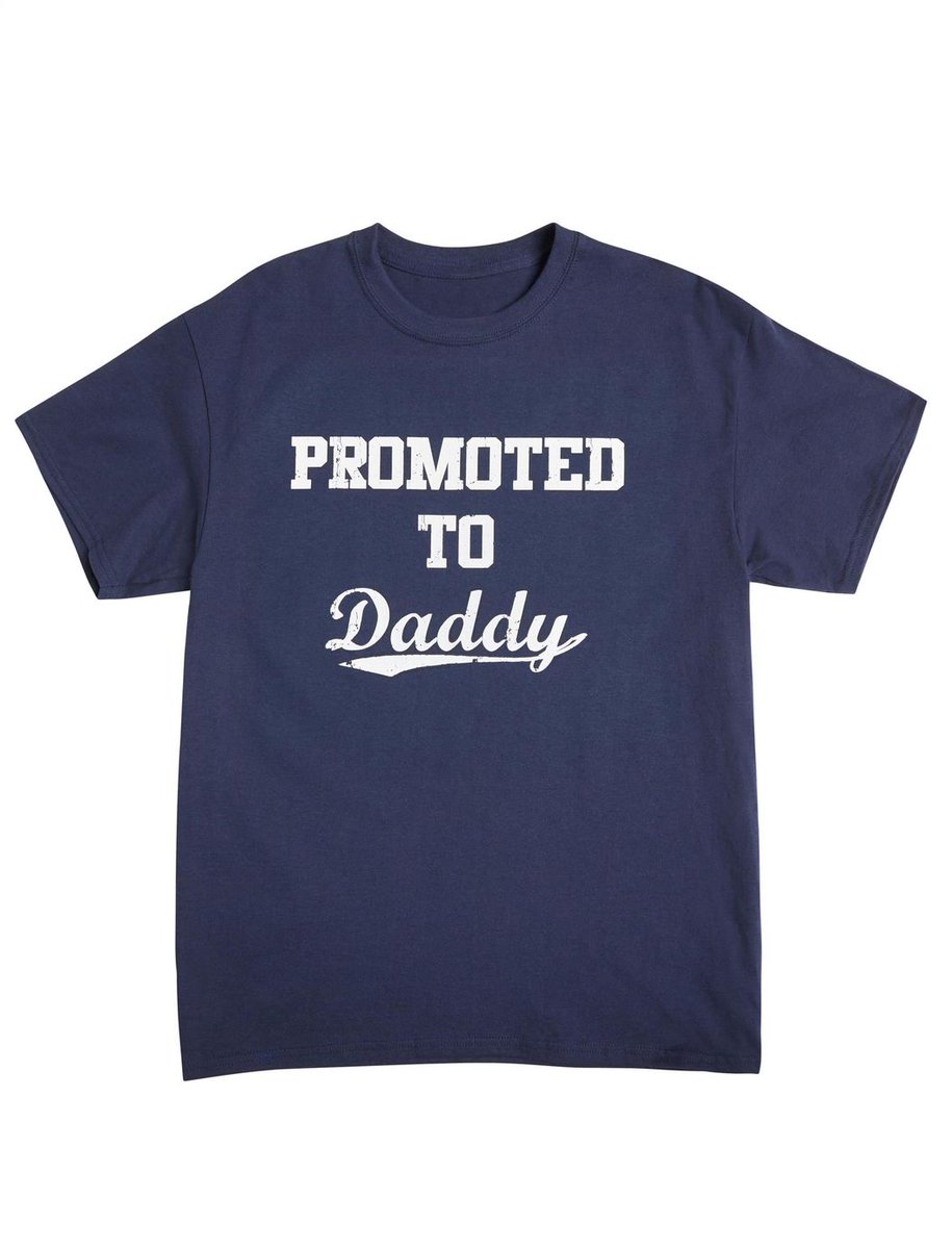 fatherfaq's tweet photo. X: iPhone #model that i am planning to 🎁 my wife
1: wife’s #gift to me, t-shirt ‘Promoted to Daddy’ from #motherhood maternity
PRICELESS: #babyboy 👶 decides to pee on that new t-shirt, memorable diaper #accident not an #instapic
#dadlife #daddyfaq #parenthood #babystuff https://t.co/8Cw9PO9rpb
