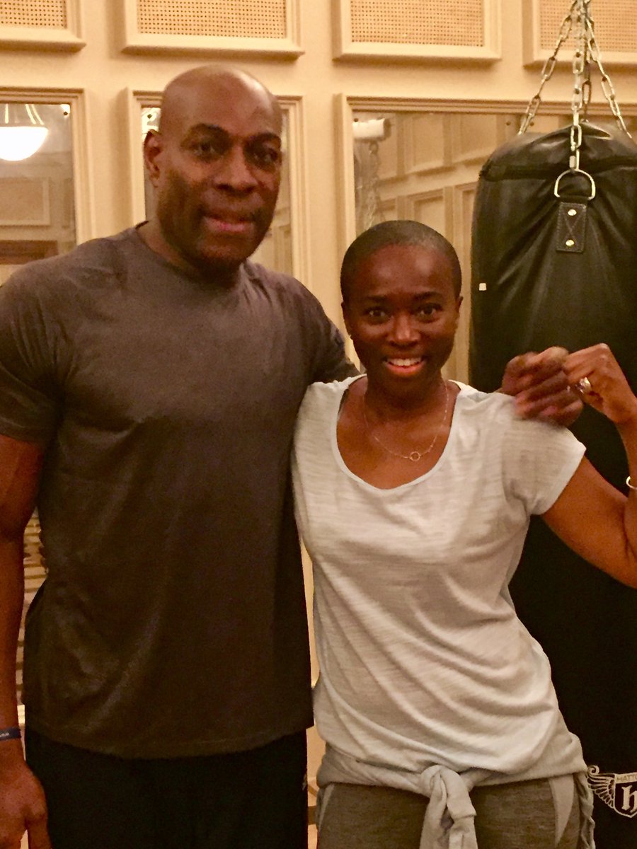 Went through a few rounds with this champ. Great boxing session with <a href="/frankbrunoboxer/">Frank Bruno MBE 🇬🇧</a> #boxingwithbruno ' The value of movement ' Working out in <a href="/Matalan/">Matalan</a> Souluxe gear.