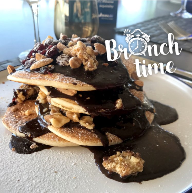 RadissonPark's tweet photo. Warm chocolaty pancakes, homemade praline, and caramelized nuts are 3 reasons why #bruch at #RadissonBlu is a favorite! #pancakes #chocolatelovers #chocoholic #brunchtime #breakfast #acropolisview #athensbrunch #athens #visitgreece #weekendvibes #brunchinathens #downtown #stastra https://t.co/0heVSlxsbv