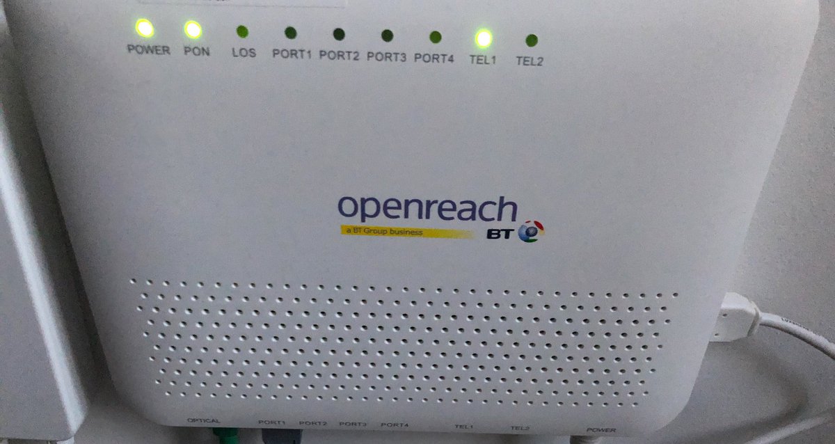 LiammmBrewer's tweet image. Come on @BTCare &amp;amp; @OpenreachGB the lights are on and a solid green but still can’t order. Sort out your data base 😡 #internetless #angrycustomer