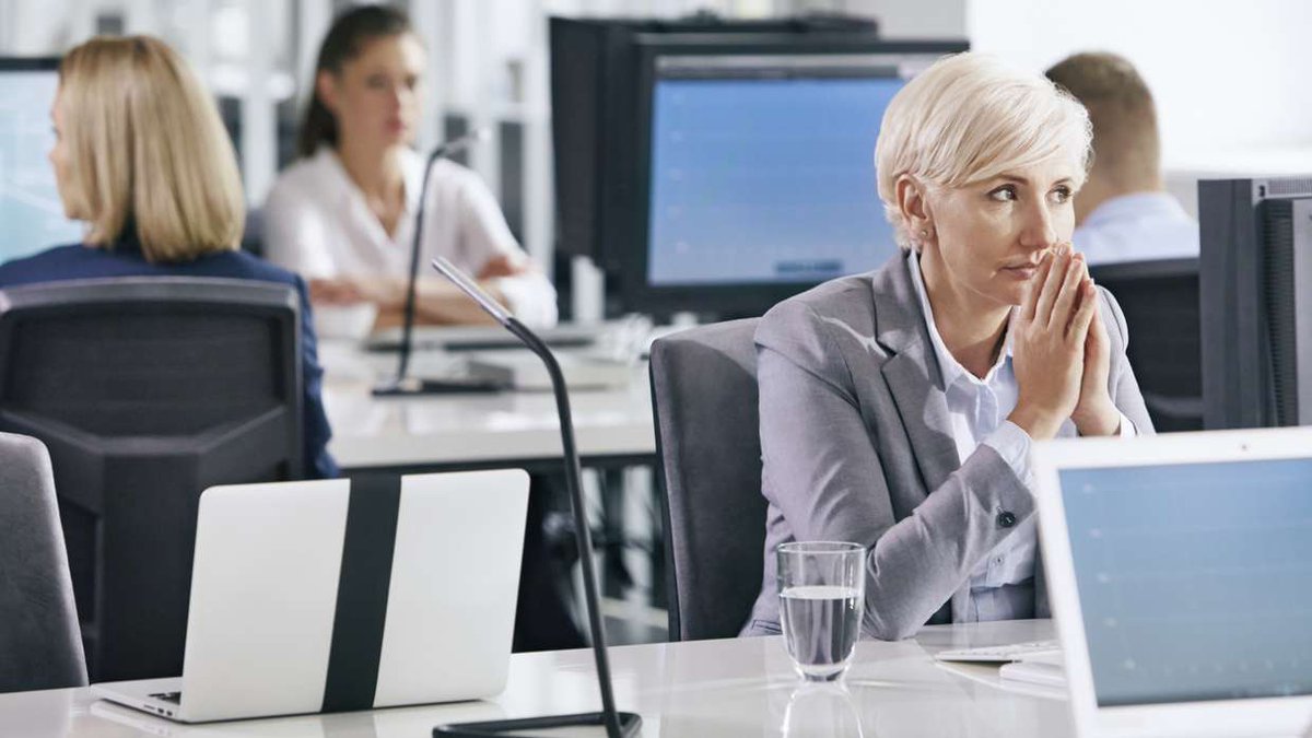 UltimediaPR's tweet photo. Figures announced in November 2017 by the HSE for Great Britain show over half a million of us suffer from work-related stress, depression or anxiety. @HRZone suggests 3 strategies for managing anxiety in the workplace https://t.co/83KRiVgLGB #HR #wellbeing https://t.co/jJspHaw5kU