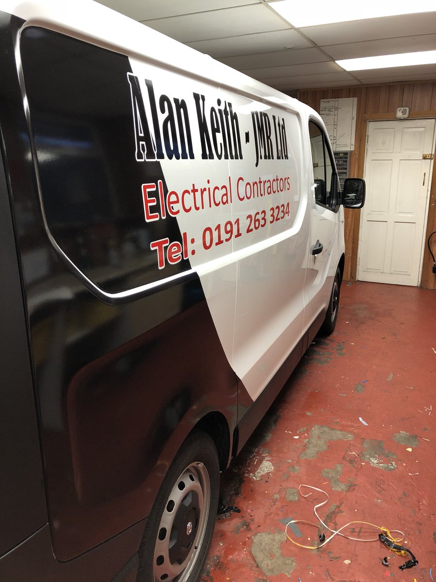 Alan Rowe Signs & G tweet media