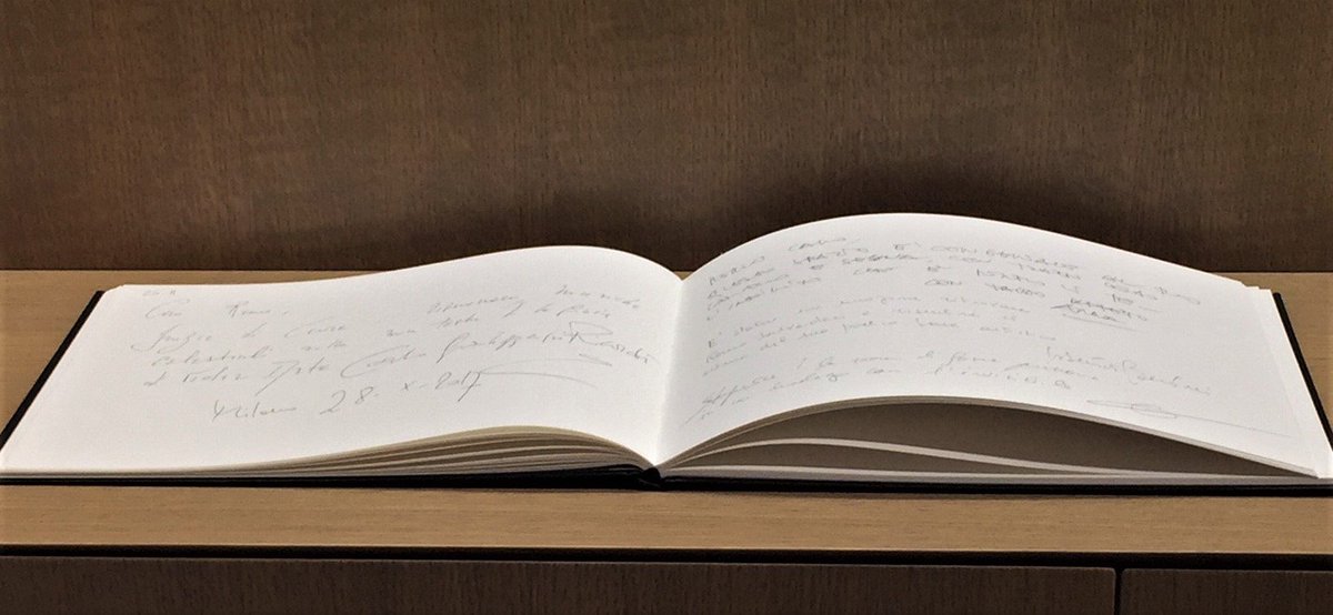BuildingGallery's tweet photo. Our book of signatures and comments,since we opened ... so many memories and signes,impressions and emotions,left by the many visitors and friends #building #buildinggallery #11gennaio #continuoinfinitopresente #artecontemporanea #contemporaryart #remosalvadori #librofirme #book https://t.co/DZdq4PP9sF