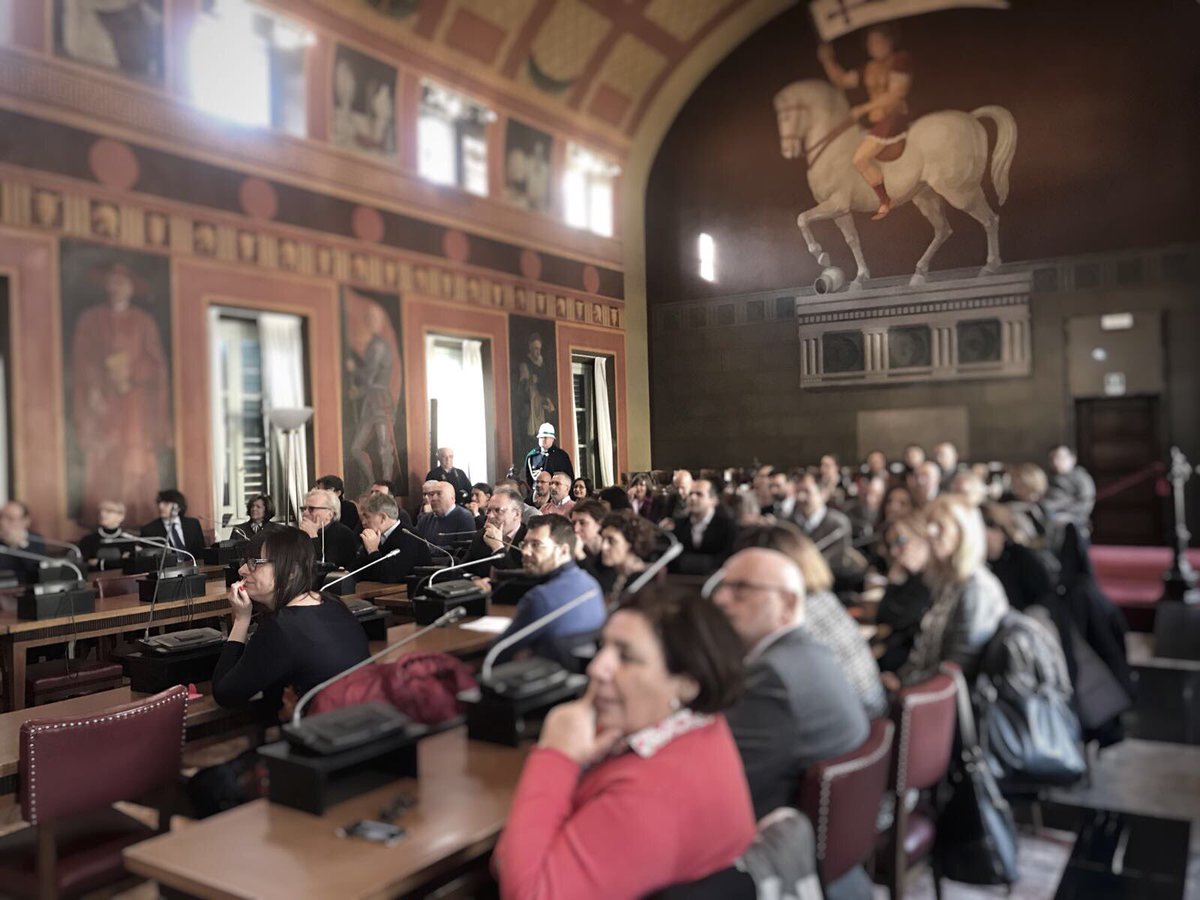 Oggi a Bergamo con Sindaco <a href="/giorgio_gori/">Giorgio Gori</a> confronto su stato avanzamento #RiformaPA.Bisogna proseguire lavoro congiunto tra livello nazionale e locale per completare attuazione.Monitoraggio e attuazione delle norme devono diventare un'esperienza continuativa delle PA. #TerzoTempo