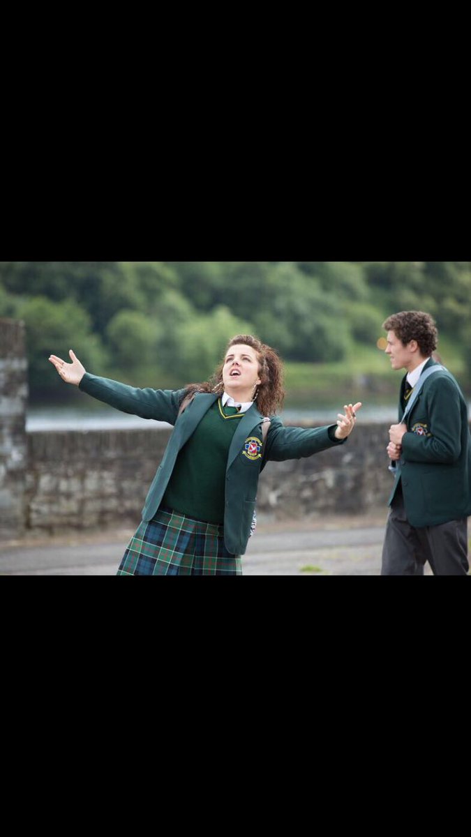 Derry Girls is on tonight motherf***ers!!!!