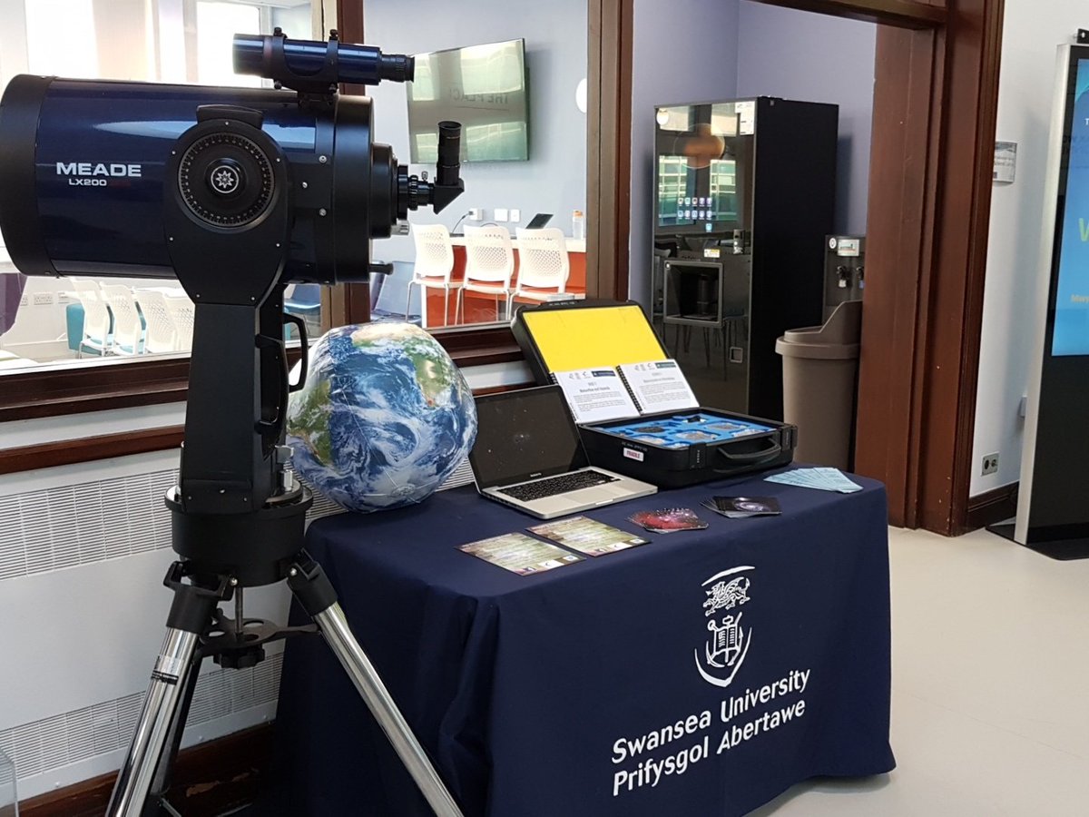 SarahSwanAstro's tweet photo. All set up and ready to showcase our #STEMOutreach projects @faulkestel @D_2_E in @swanscience @SwanseaUni to @wgcs_education https://t.co/UEv7dvlu1a