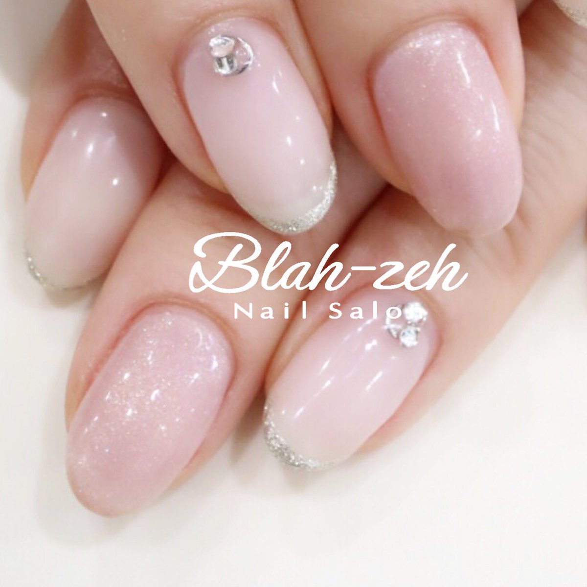 Blah Zeh Nail Salon School ヌーディーカラー シンプルネイル 冬ネイル ラメフレンチネイル 細いフレンチネイル ヌーディーカラーネイル ビジューネイル オフィスネイル シンプルネイル 錦糸町ネイルサロン 錦糸町フット 錦糸町ジェルネイル