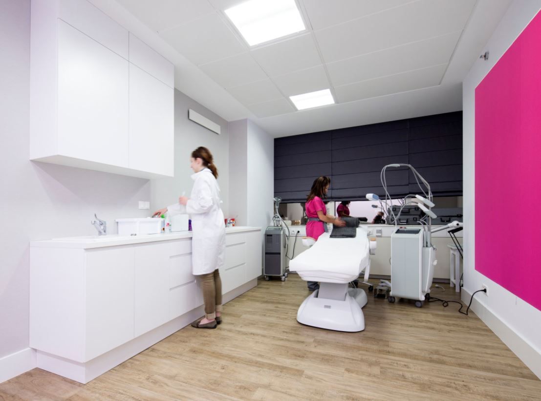Ecophon_ES's tweet photo. ¿Te sientes un poco triste después de las vacaciones? Aquí viene un poco de terapia de color 😀 https://t.co/k3uPg2yCCS