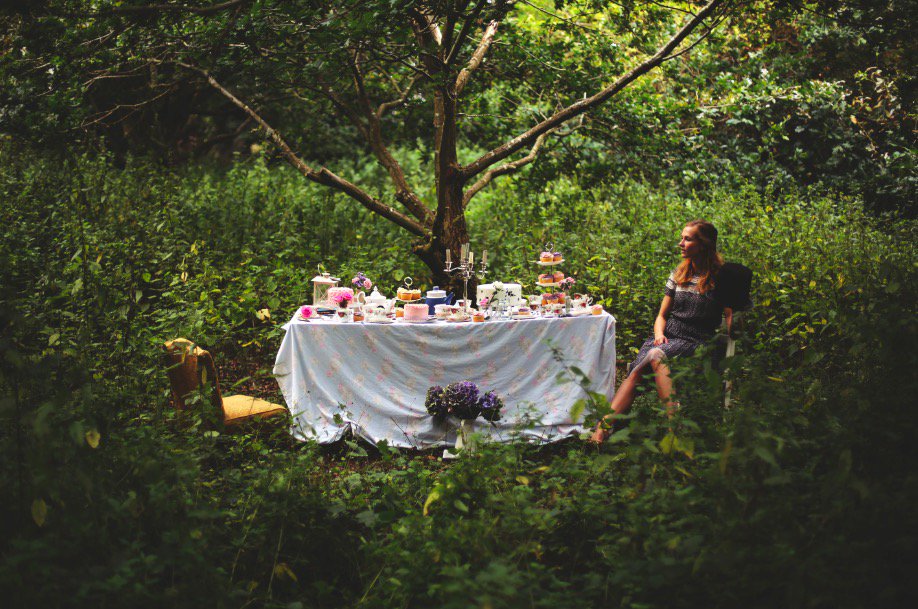 thevintagebb's tweet photo. #TBT To when we pretended we were in Wonderland https://t.co/ddM6ls5HzM