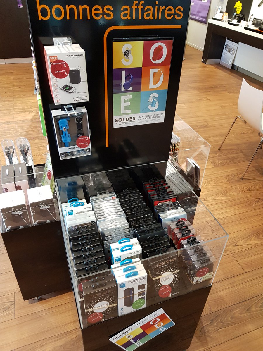 DxRomain's tweet photo. C'est la période des soldes !!! Venez profiter de nombreuses remises sur de multiples accessoires : à partir de 4.99€ jusqu'à 50% de remise ! 🤗
#TouslessouriresGdt #Soldes2018 #orange #GdT2018 https://t.co/Lr4Z3SenGE