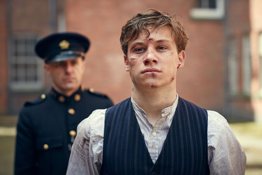 errrrrryn's tweet photo. Aye Tommy Shelby is fucking stunnin but surely to fuck am no the only one who fancies Michael Gray much the same🤤🤤 https://t.co/rJ3uJijSSO