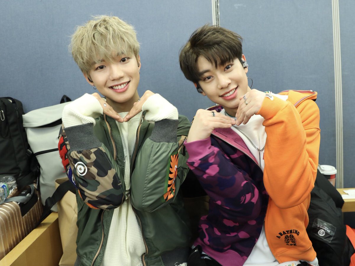 bnmboysofficial's tweet photo. [#MXM/임영민X김동현]

#MXMPICtures #MPIC
추운 날씨에도 불구하고 함께 해주신 모든 분들 감사해요!
💎보석같은 여러분 감기 조심하세요!

#브랜뉴뮤직 #브랜뉴보이즈 #임영민 #김동현 
#엠픽 #MATCHUP #다이아몬드걸 https://t.co/bGPrvVuqgH
