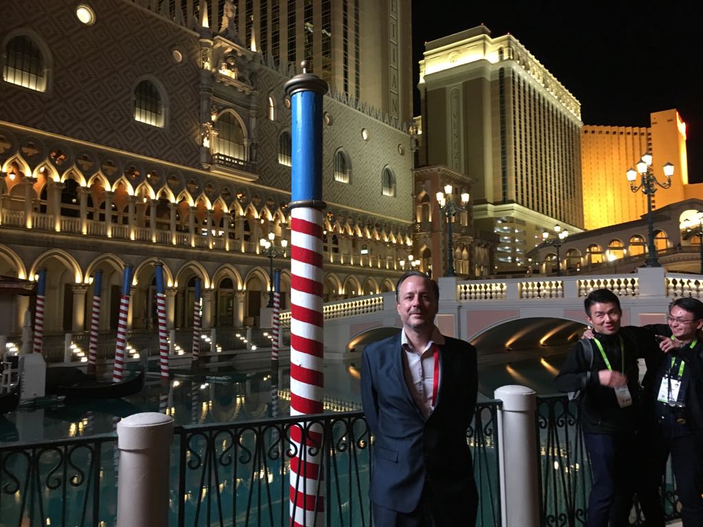 VECTUEL's tweet image. #FrenchTechCES #SmartRégion @ParisRegion @vpecresse @iledefrance 
#Vectuel au #CES2018 à Las Vegas
La #FrenchTech is in!!!