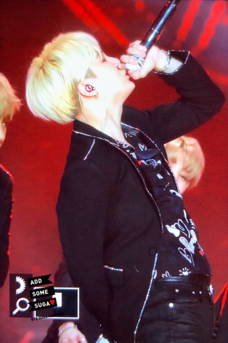 addsomesuga39's tweet photo. 180111 골든디스크 Preview #슈가
#방탄소년단 #SUGA #민윤기 https://t.co/NCRzIigbVM