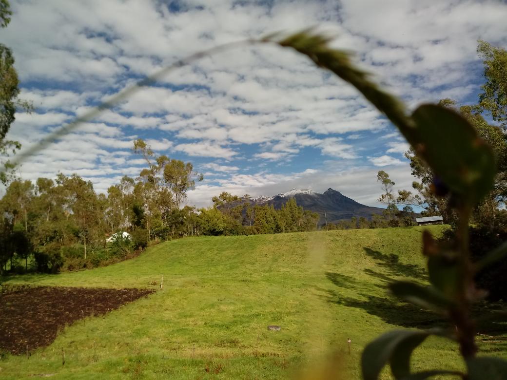 CMARTT_'s tweet photo. Volcán Cumbal- Nariño, suroccidente Colombiano. #volcán #lanscape https://t.co/erAx43LZx5