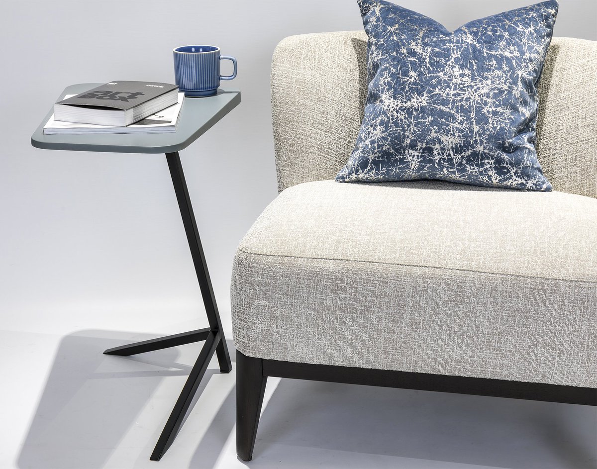 DistinctifyLDN's tweet image. Scatter cushions sitting pretty on your sofa or chair add a statement to any space, often the finishing touch, completing a space.

bit.ly/DistinctifyCus…

#sidetables #sidetablestyling #laminate #accentchairs #oatmealcolor