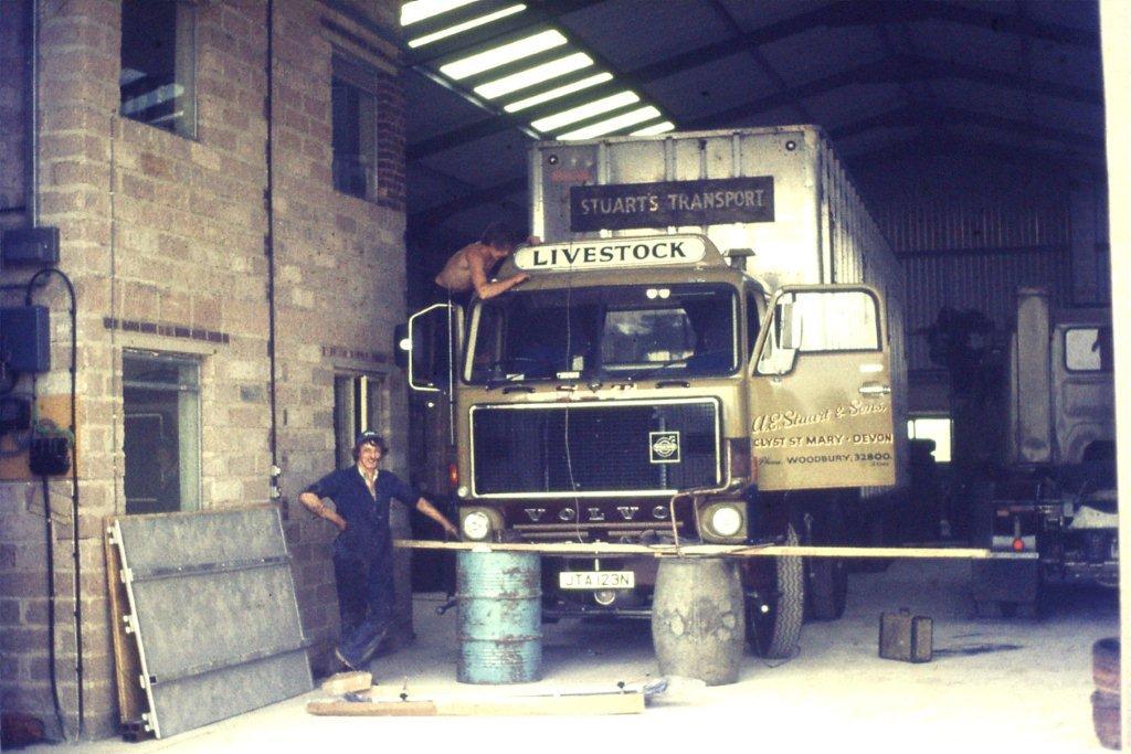 Stuarts Truck & Bus tweet media