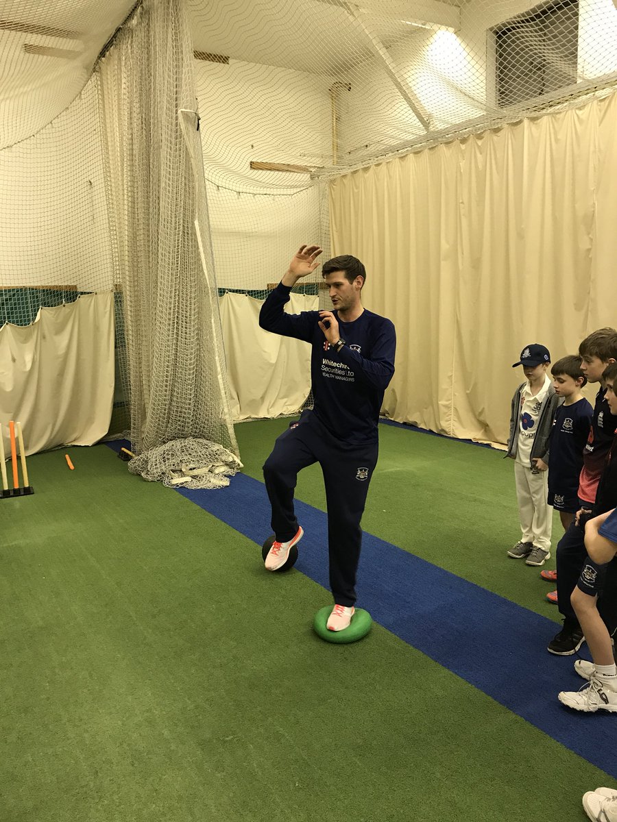 DFCALtd's tweet photo. #drills #skills #development with @Gloscricket @sidpayne7 putting the boys through there paces #fastbowlingcourse #shirtwinner #eddlegard #playercentredlearning https://t.co/WMVNetBnKL