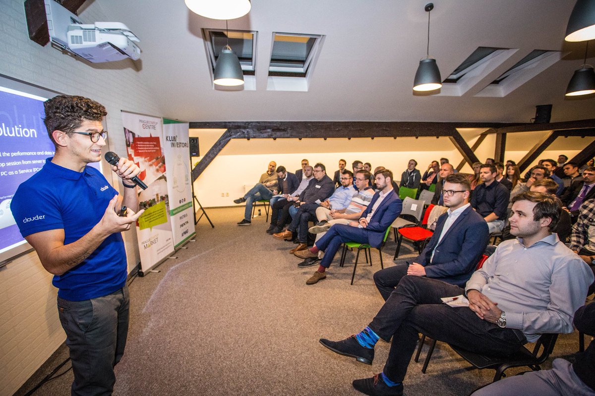 HelloClouder's tweet image. Here we are at the Czech Pitch Night at  Prague startup market, talking to other people about our product. #Clouder #TBT #Czech #CzechPitchNight #Prague #startup