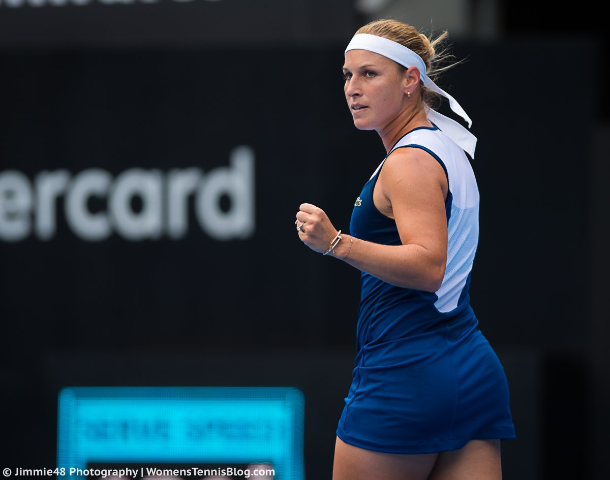 DOMINIKA CIBULKOVA - Página 11 DTQoUPTVwAAzlLH