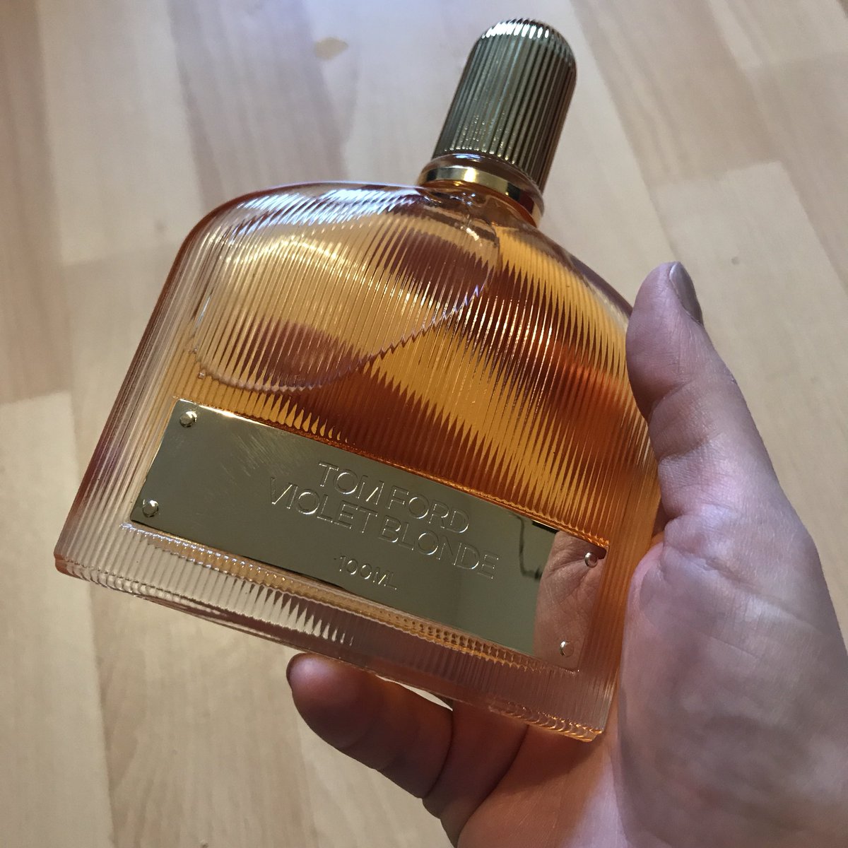 tom ford violet blonde perfume