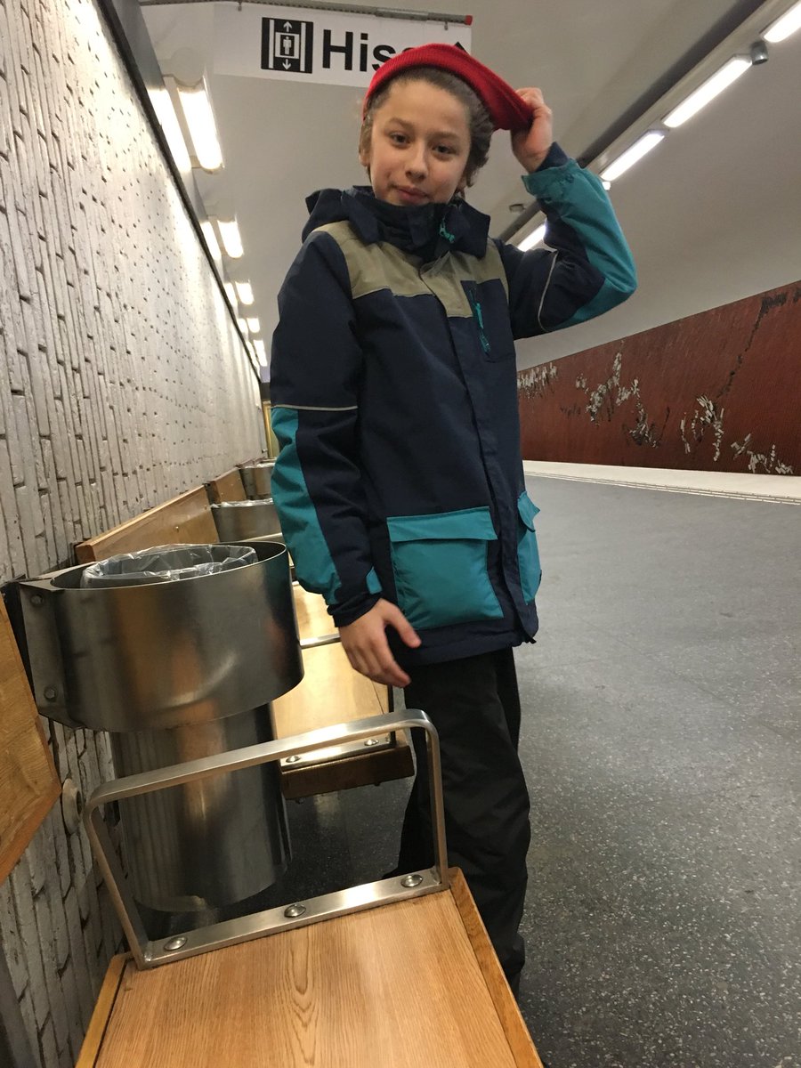 AgnesWahlen's tweet photo. Vårterminen är i gång!!!  Nu åker vi! 👍 #Bäckahagen #särskolan https://t.co/gG6HIvIDQ3