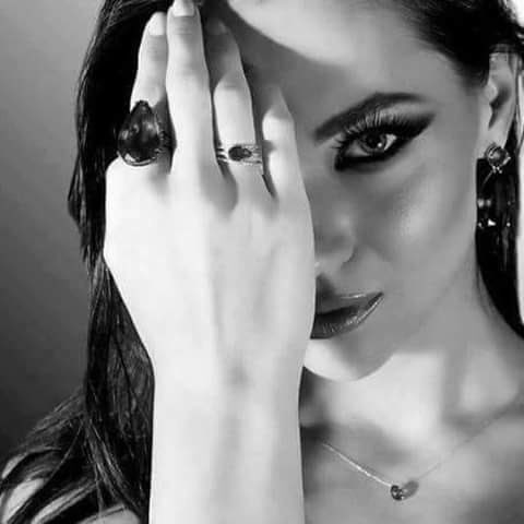 وفكرة مُراقبتي لن تشفي فضولك 
 فهُناك الكثير من الأشياء لا أكتبها ..... 
#شهدالبغداديه