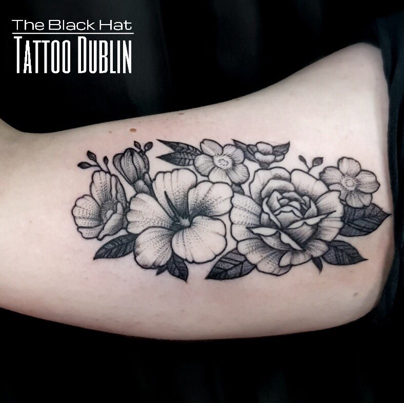 Tattoo uploaded by Franczeska Dolby  Some whip shaded flowers from earlier  in the week  Tattoodo