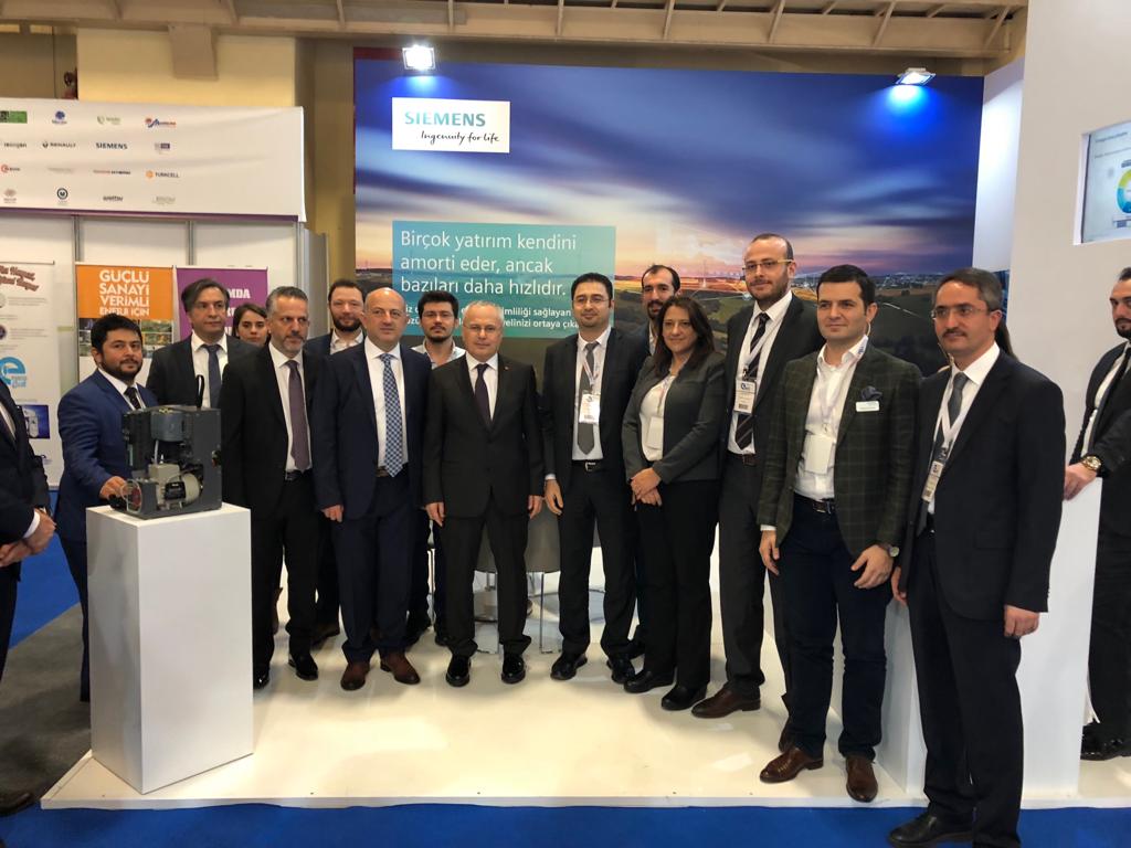 Üretimdeki miktar ve kalite düşmeden, ekonomik kalkınma ve sosyal refah engellenmeden, tükettiğimiz enerji miktarını en aza indirmeliyiz. En büyük enerji tasarruftur! 
ENIPE Enerji Verimli Sanayi ve Ürünler Fuarı ve Zirvesi'ne emeği geçen herkese teşekkürlerimi sunuyorum.