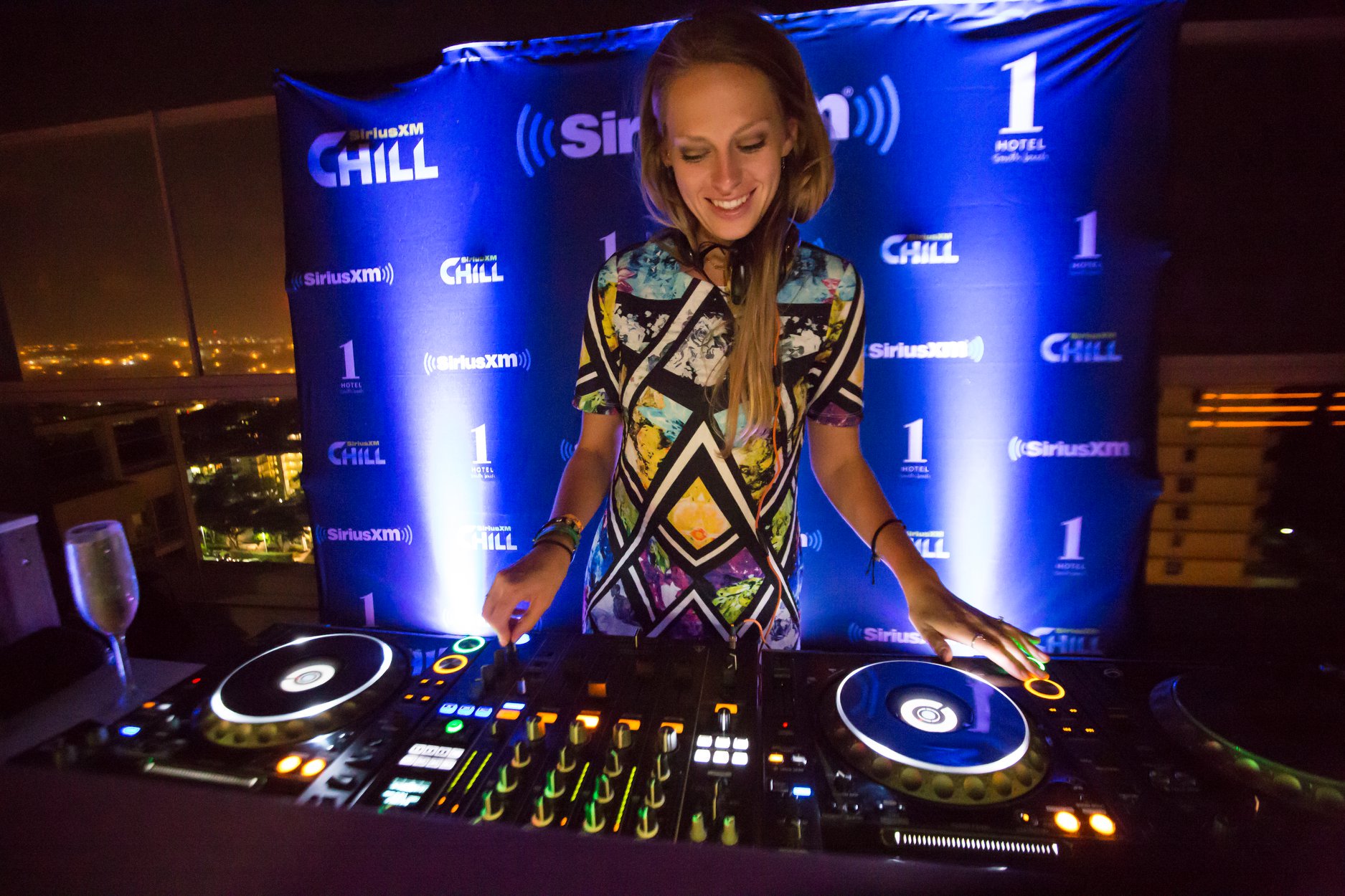 DJ Nora en Pure биография