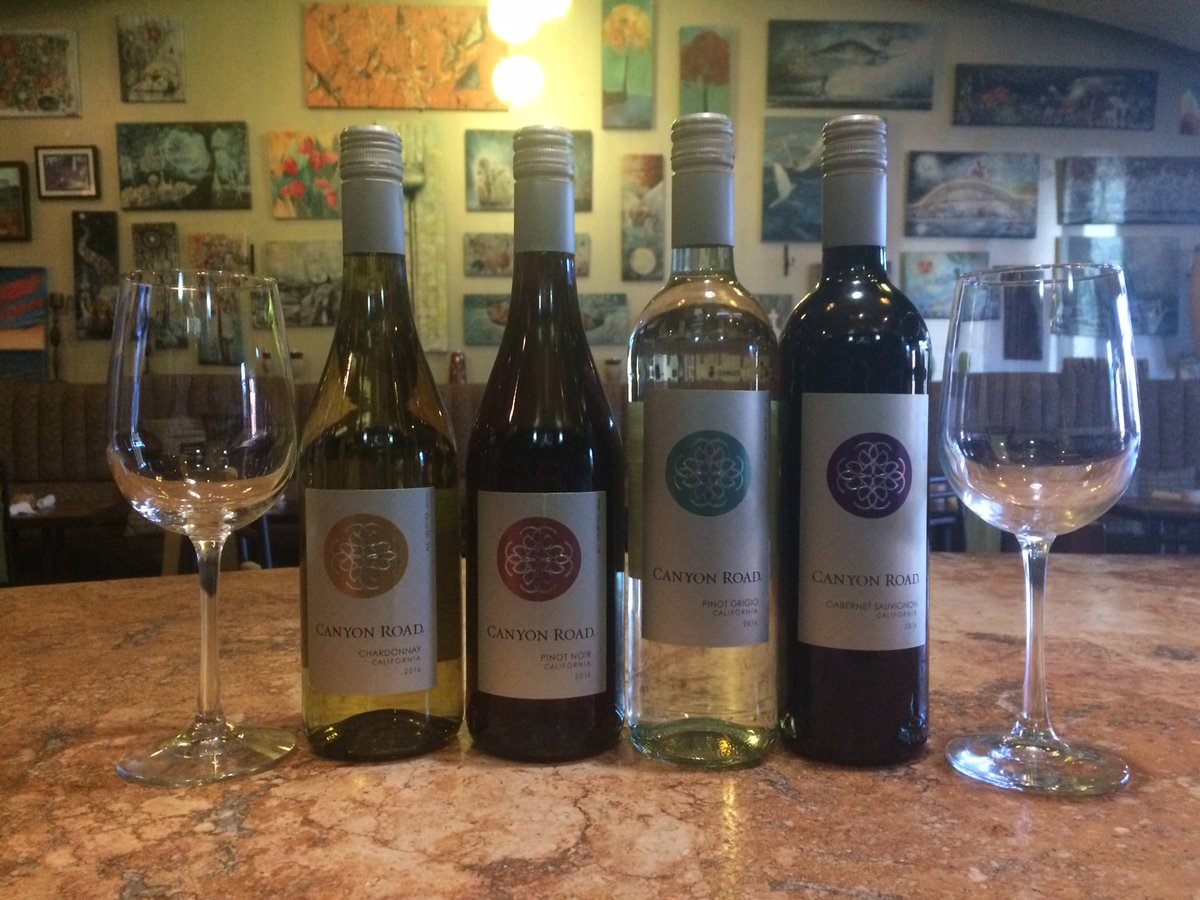 Beat the rush hour the right way! 4.95 glasses of house wine and 1/2 off appetizers till 7.