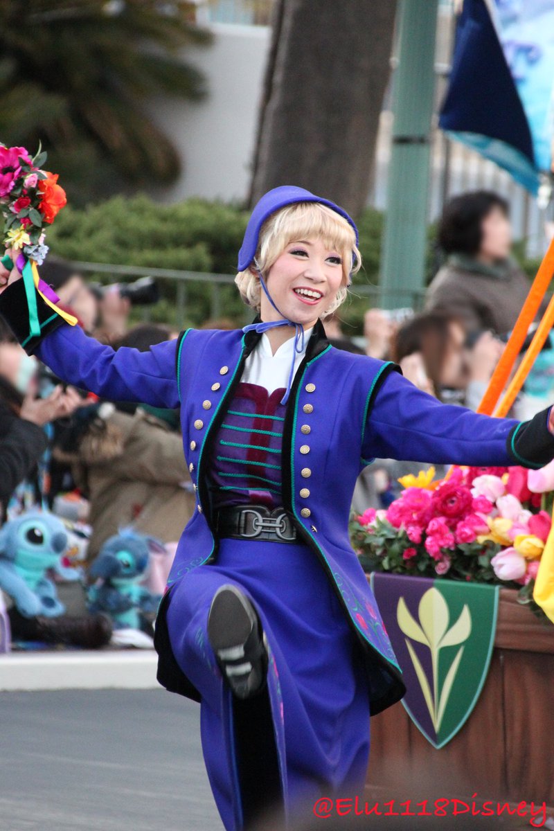 Elu V Twitter 1 11 初日 フローズンファンタジーパレード その アナとクリストフ かわいかったぁ Dinsey Tdl Frozen アナと雪の女王 フローズンファンタジー フローズンファンタジーパレード アナ クリストフ ディズニーダンサー T Co