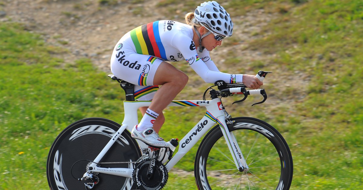 Globalcyclingnetwork On Twitter Next Week S Ask Gcn Special Features Former World Tt Champion Pooleyemma Leave Your Questions For Emma Here Torqueback Https T Co 0sifyhb7rl