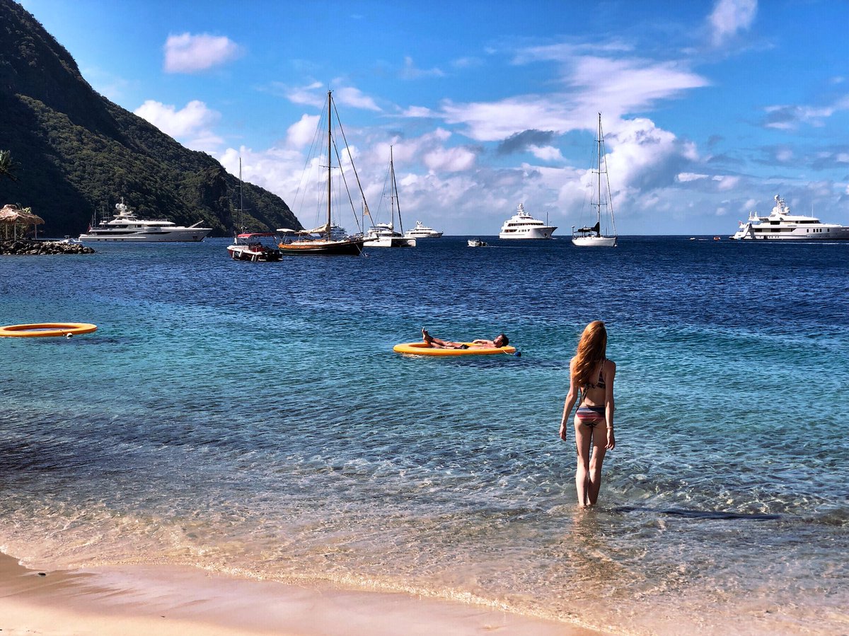 B e a c h    b u m ... 🐚🌴🌊.  
📸@willtudor1 
#StLucia